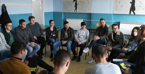 Асоцијација „Ластовица“ организираше интерактивна работилница со средношколци од Прилеп